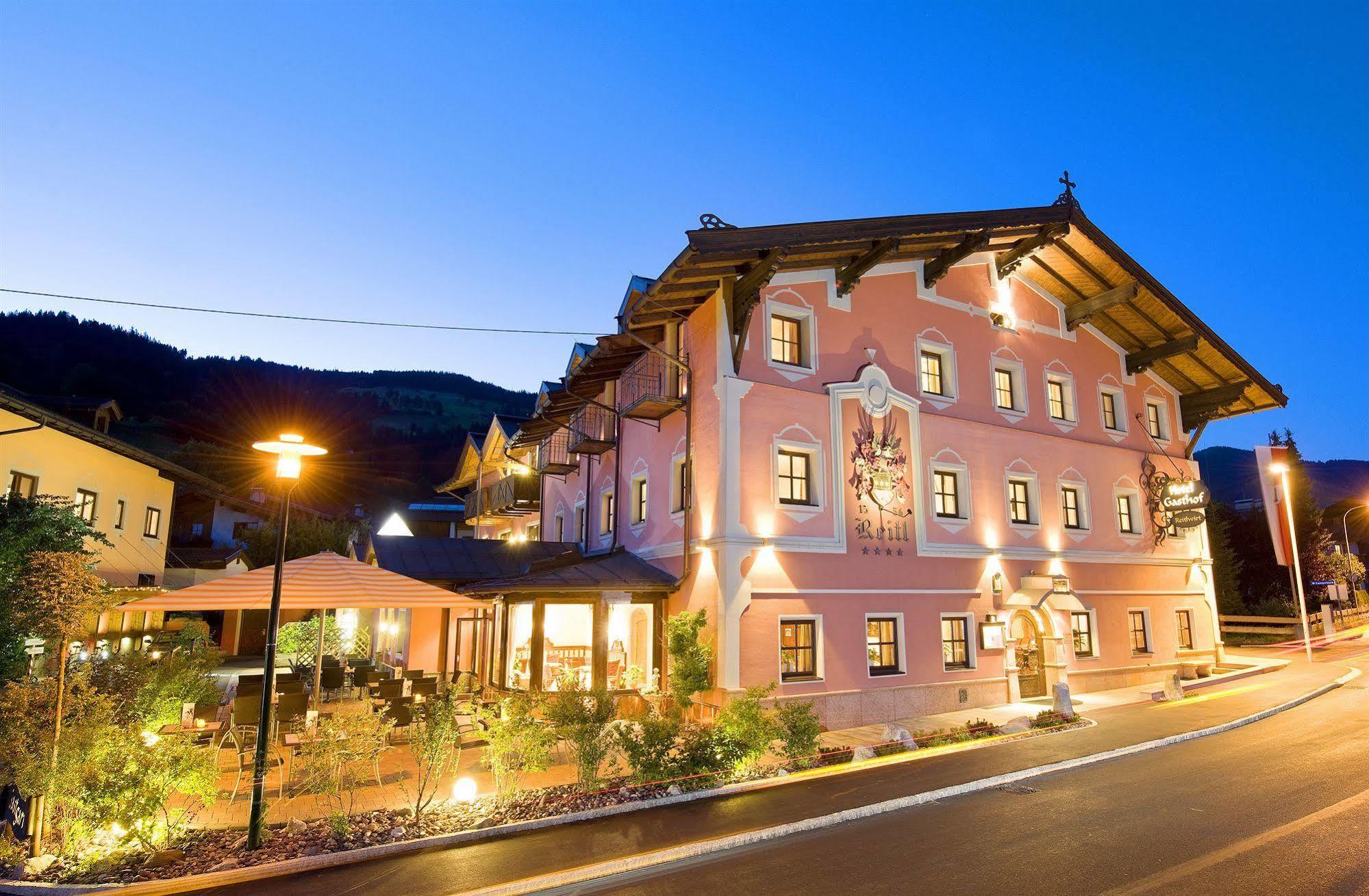 Hotel Reitlwirt Brixen im Thale Bagian luar foto