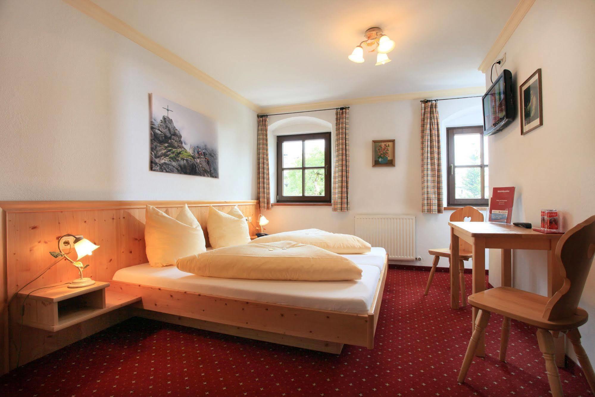 Hotel Reitlwirt Brixen im Thale Bagian luar foto